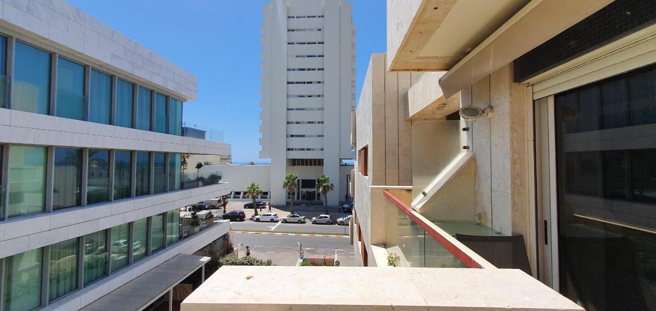 Bnbisrael Apartments - Ramat Yam Marine Herzelia 外观 照片